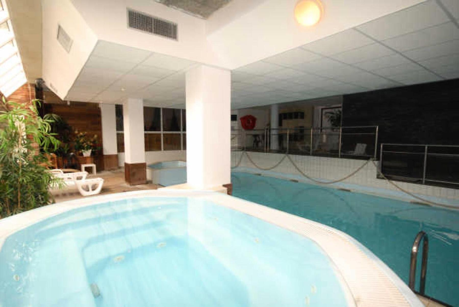 Le Chalet - Piscine 21 - Studio Pour 7 Personnes Mae-8774 Gourette Esterno foto